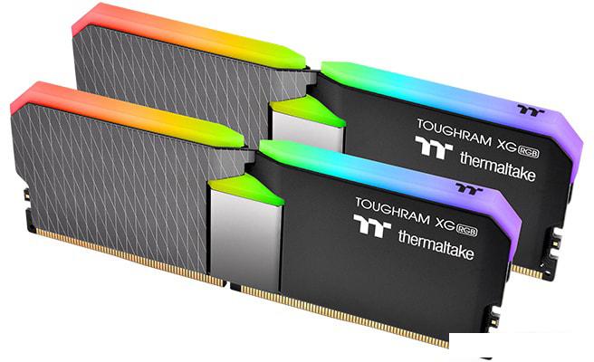 Оперативная память Thermaltake ToughRam XG RGB 2x32ГБ DDR4 3600 МГц R016R432GX2-3600C18A - фото