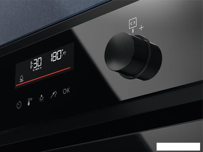 Электрический духовой шкаф Electrolux EOD6C77H - фото