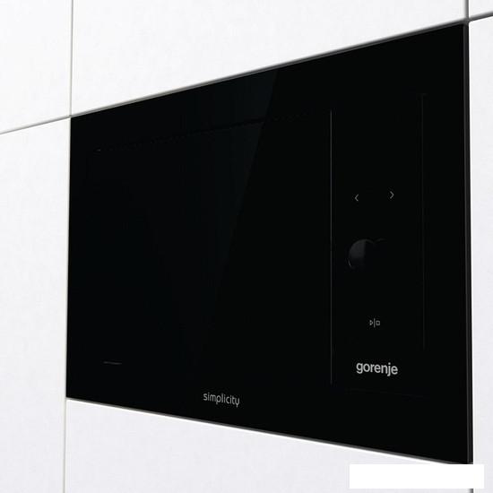 Микроволновая печь Gorenje BM235G1SYB - фото