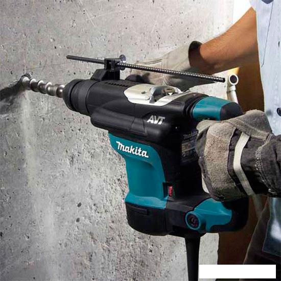 Перфоратор Makita HR3210C - фото