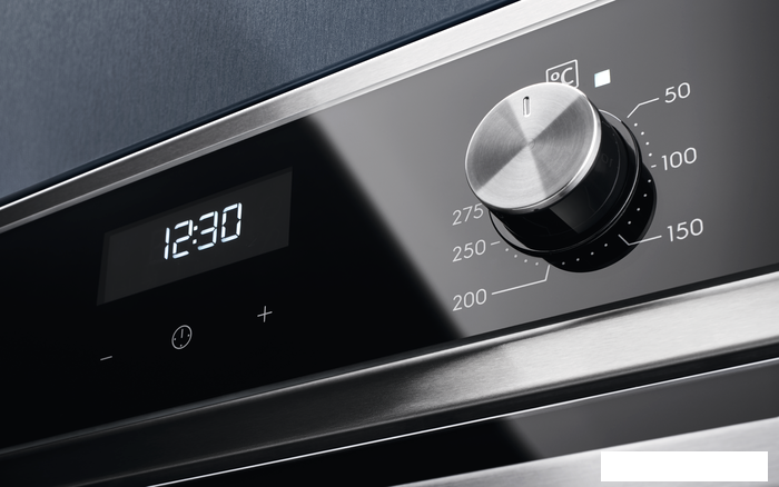 Электрический духовой шкаф Electrolux EOF5C70X - фото