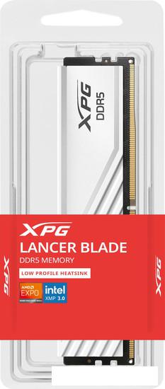 Оперативная память ADATA XPG Lancer Blade 16ГБ DDR5 6000 МГц AX5U6000C3016G-SLABWH - фото