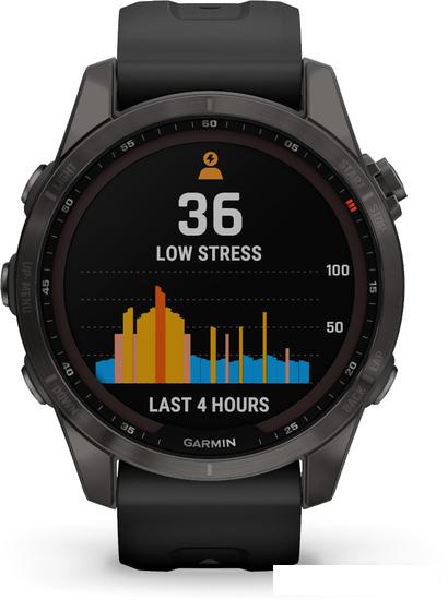 Умные часы Garmin Fenix 7S Sapphire Solar 42 мм (серый карбон/черный) - фото