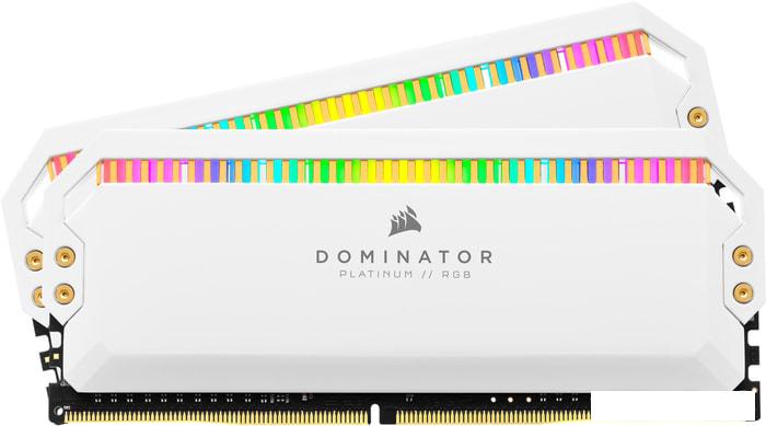 Оперативная память Corsair Dominator Platinum RGB 2x8ГБ DDR4 3600 МГц CMT16GX4M2C3600C18W - фото