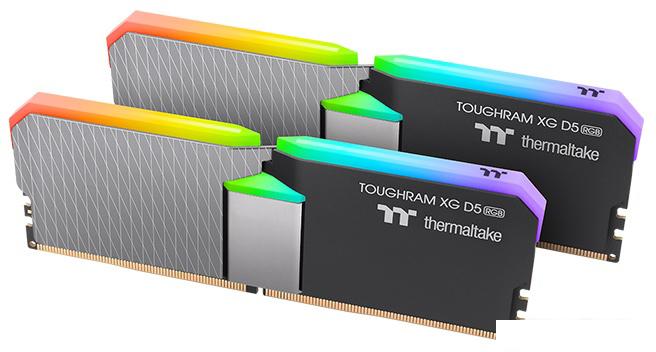 Оперативная память Thermaltake Toughram XG RGB D5 2x16ГБ DDR5 5600МГц RG33D516GX2-5600C36B - фото