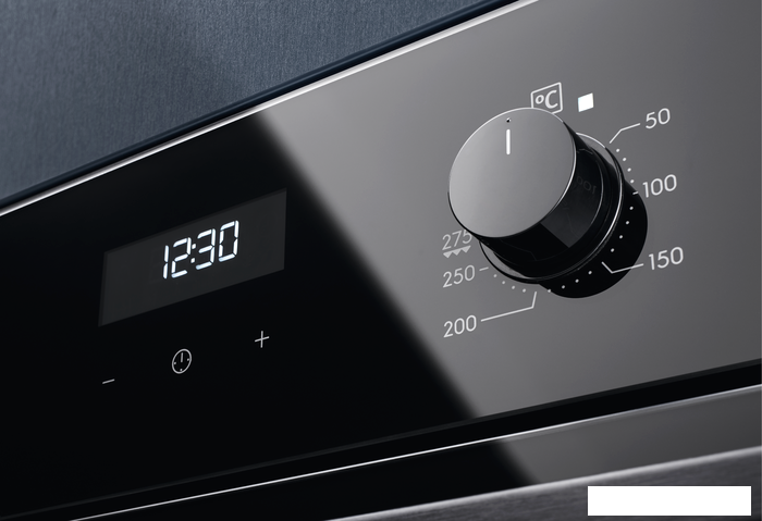 Электрический духовой шкаф Electrolux EOE5C71Z - фото